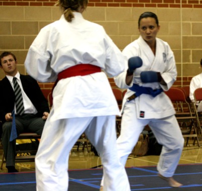 2009 Shikukai Championships Swindon. Jo Reyes R vs Sue Dodd L, in the ladies senior kumite.